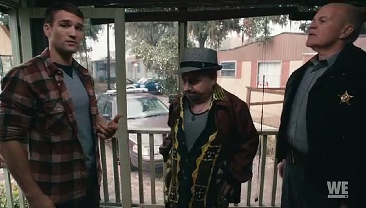 South of Hell S01E04 White Noise