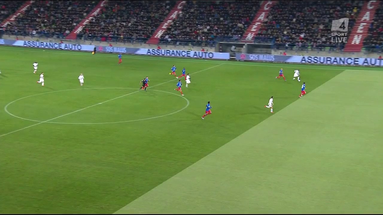 Yassine Benzia Goal - Caen 0 - 1t Lille - 05_12_2015