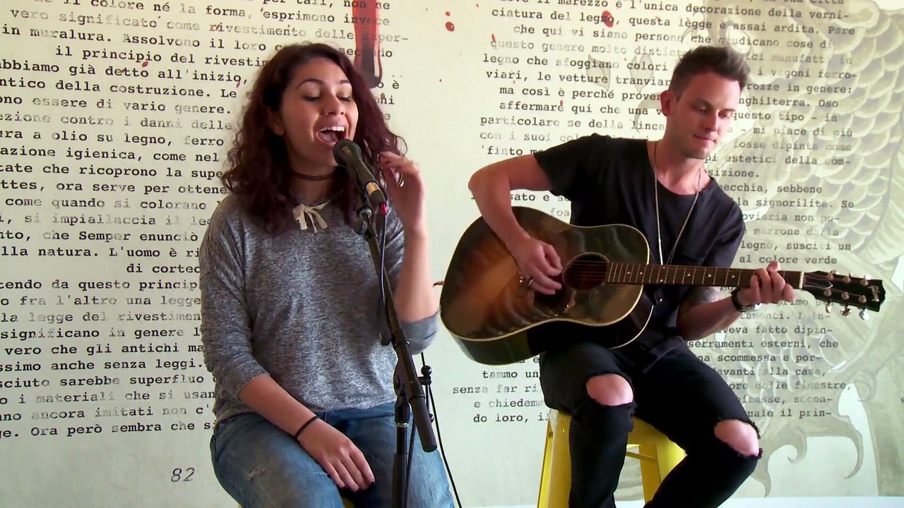 Alessia Cara - Here (Vevo Acoustic)