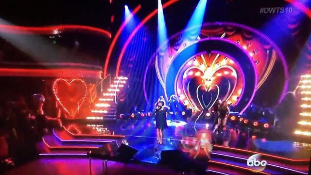 Patti Labelle, Amber Riley, Lil Kim Lady Marmalade 10th Anniversary DWTS