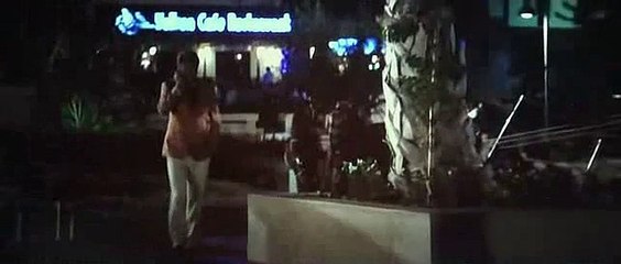 شادی پر سب کے سامنے لڑکے اور لڑکی کی شرمناک کسسنگ ویڈ یو