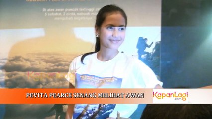 Pevita Pearce Senang Melihat Awan