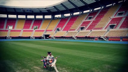 Aressi birra?  - canzone serbo-macedone sardizzata (Skoplje-Beograd -Željko Joksimović e Daniel Kajmakoski)