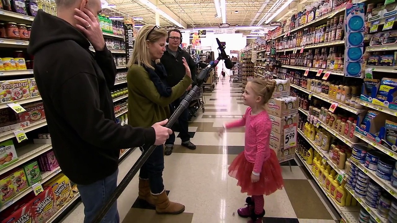 Love the Coopers Featurette - Directing the Coopers (2015) - Diane Keaton, John Goodman Movie HD