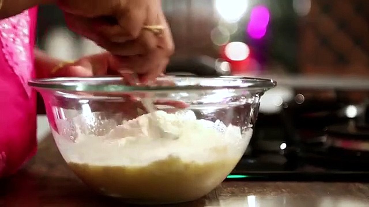 Eggless Pancakes - Recipe by Archana For Kids - Quick & Easy Breakfast in Marathi