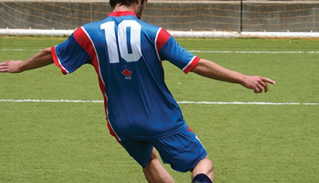 Craziest Football Skills & Tricks - LOF ¦Best Football Skills Cristiano Ronaldo - The Gold Man - Skills,Passes and Goals -Skills,Passes and Goals Full HD