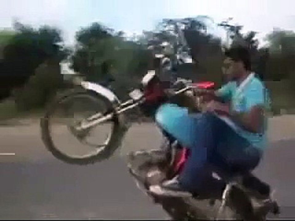 Pakistani jhelum wheeler jhelum rider wheeling in jhelum wheeling