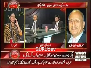 Urdu speaking Indian journalist,burning Pakistani Ass  (Hilali hil gaya)