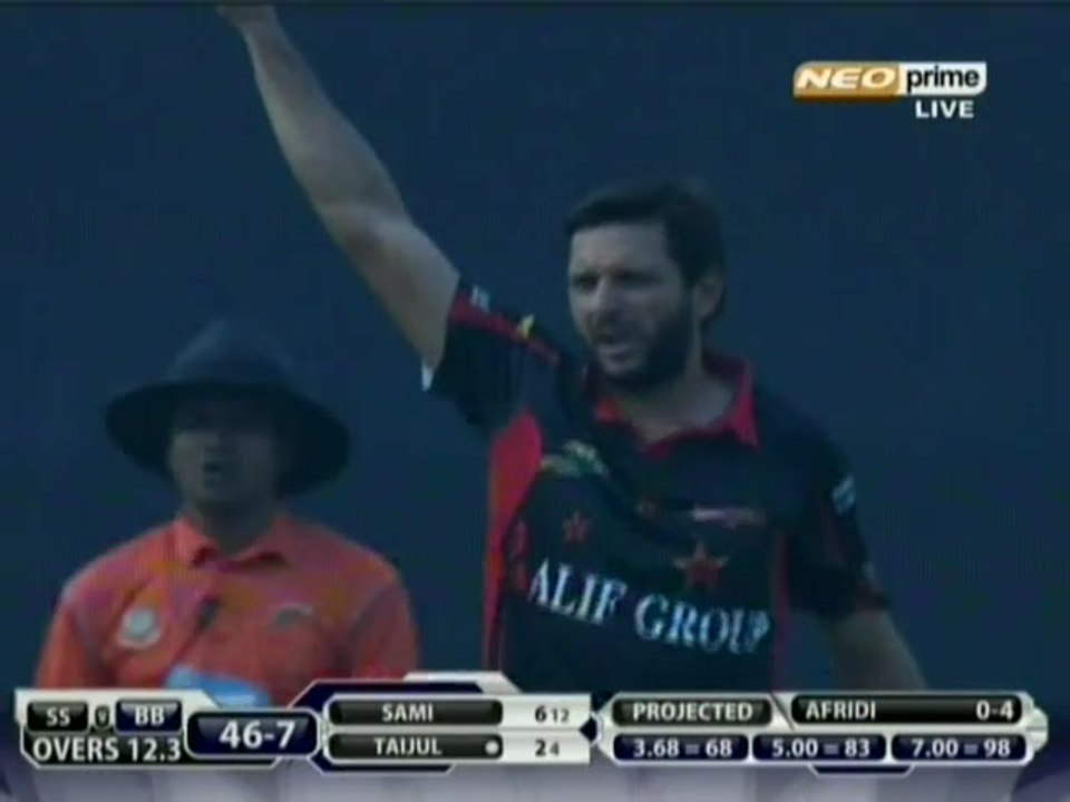 BPL 2015 Shahid Afridi SUPER SPELL | 2/5 in 4 overs vs Barisal Bulls Bangladesh Premier League 2015
