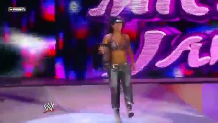 WWE Mickie James vs Beth Phoenix show