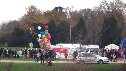 Arrivée du Marathon de l'Espoir_Sully-sur-Loire (Téléthon 2015)