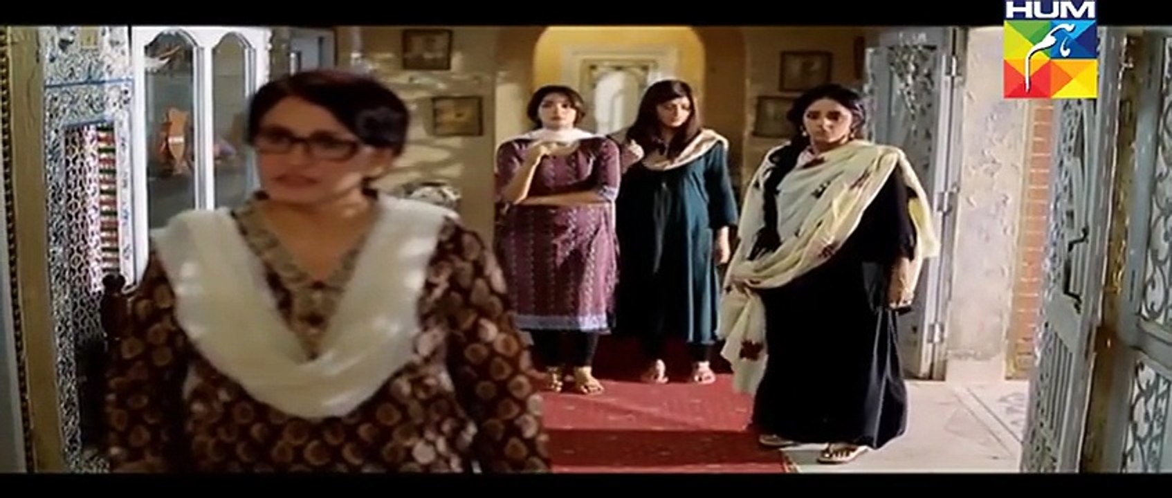 Tere Mere Beech  » Hum Tv » Episode	2	»  6th December 2015 » Pakistani Drama Serial