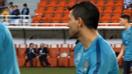 Van Gaal: "United a besoin d'un attaquant de classe mondiale"