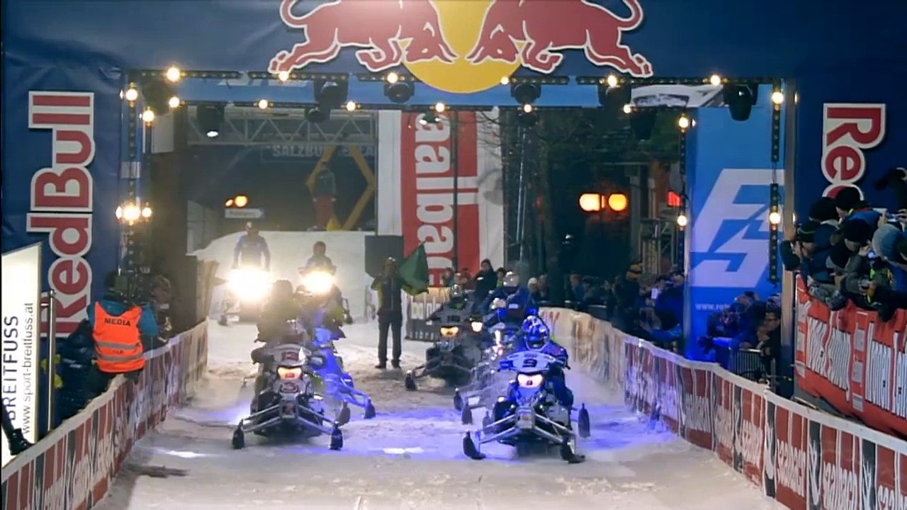 Crashes and Pamela Anderson at Formula Snow