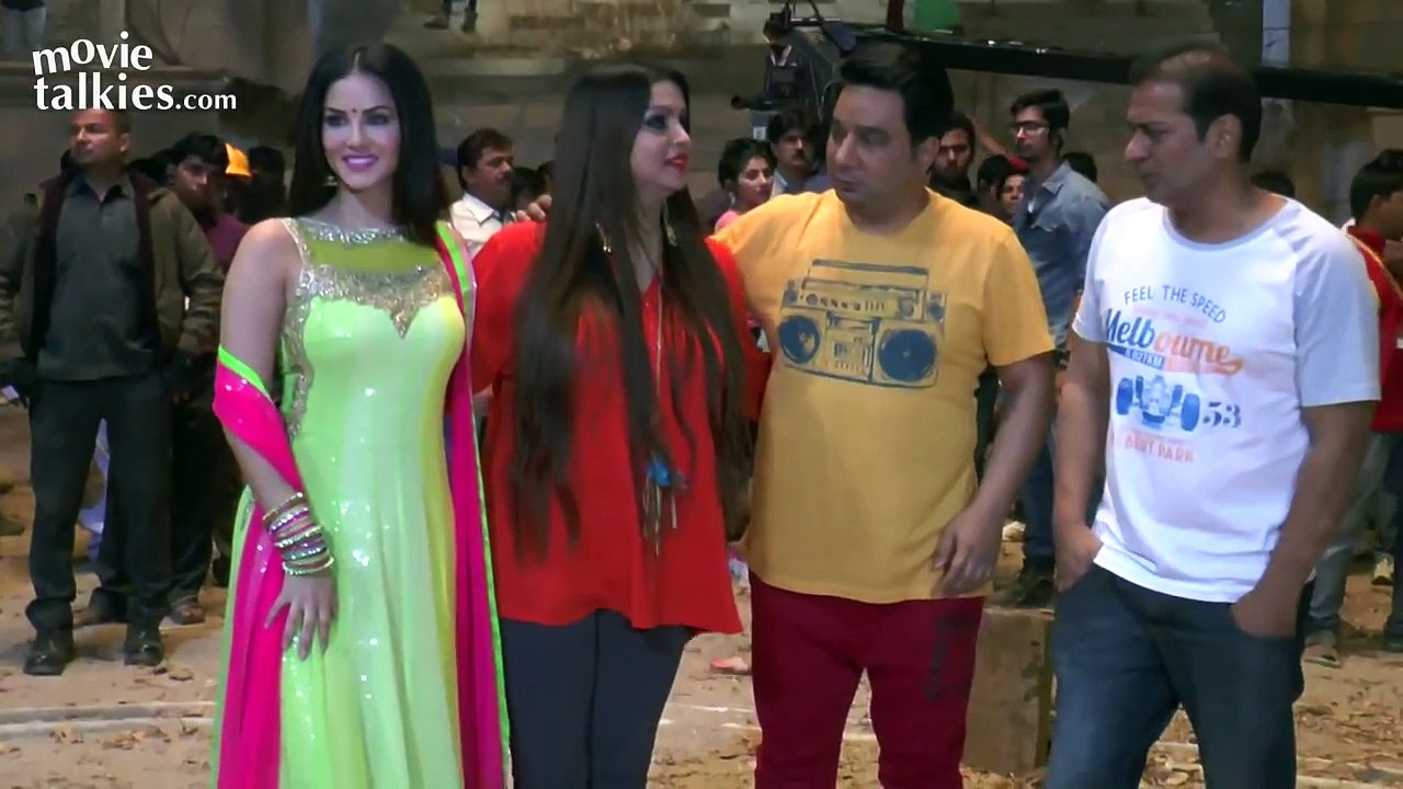Sunny Leone's HOT Scene From Leela LEAKED