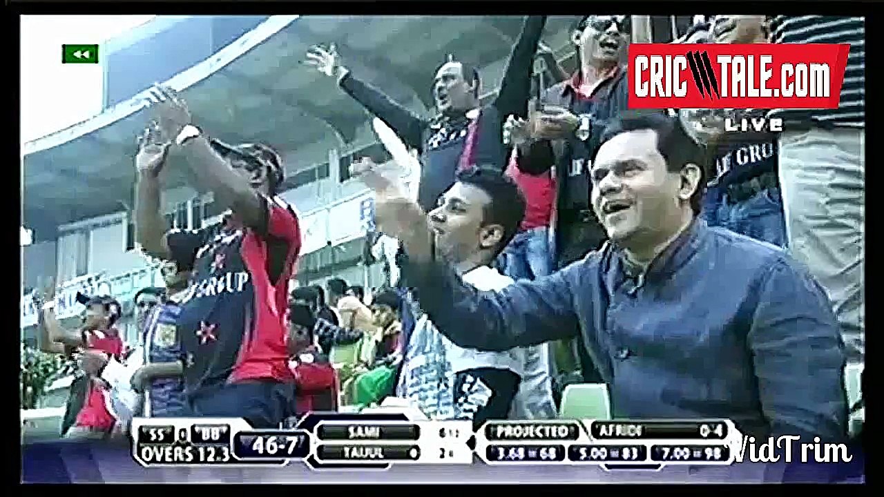 Shahid Afridi 2 Wickets 4 Overs 5 Run and 2 Wickets in BPL 2015
