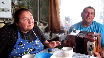 Снова куру одна Баба Зоя поет песню Ваенги