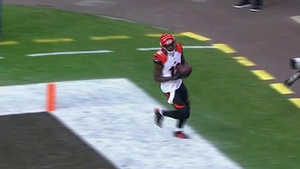 A.J. Green finds daylight for wide-open 23-yard touchdown grab