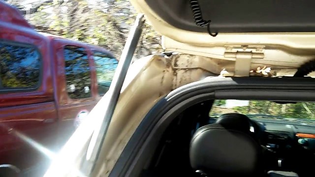 1999-04 Jeep Grand Cherokee: How To Install/Replace Rear Hatch Struts