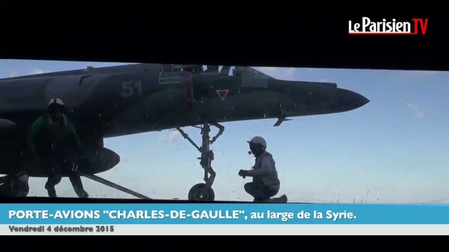 Des avions chargés de bombes décollent du «Charles-de-Gaulle»