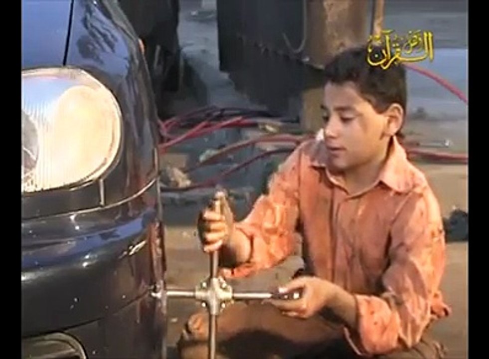 مولاي اني ببابك......مقطع مؤثر....صوت منشد رائع