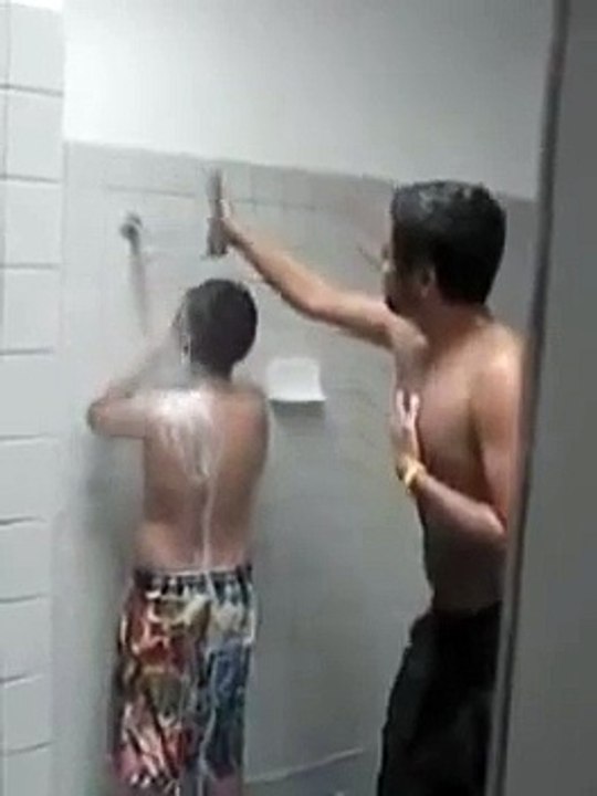 Video à mourir de rire!Fou rire assurez