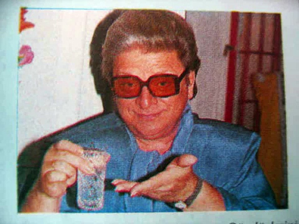 Zeki Müren---Senden Sadece Beni Sevmeni İstiyorum