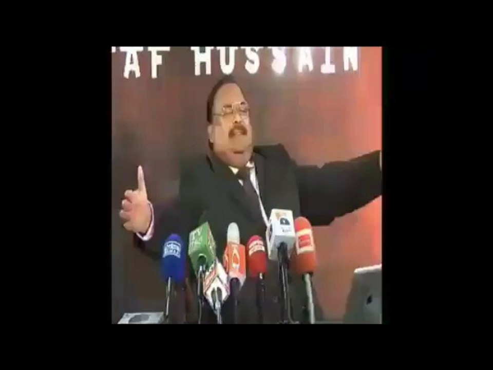 Altaf Hussain Celebrating Victory in London in His Own Style!