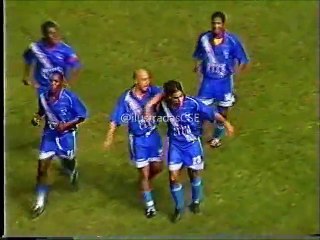 Emelec 4 x 1 Santos Laguna (MEX) - (Resumen del partido Merconorte 6 Diciembre 2001)