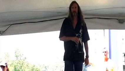 Steve Diltz sings 'If You Talk In Your Sleep' at Elvis Week