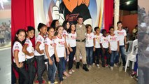 1ª- Formatura do PROERD -Sarg. Wemerson canta com alunos canção do Proerd - Pingo Dágua MG