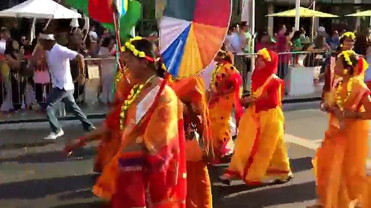 UAE 44th National Day AMAZING Celebrations 2015