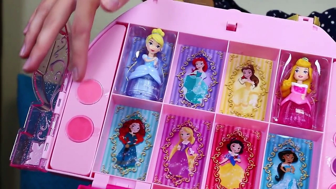 Disney Princess MAKEUP Set Little Kingdom Collection Cosmetic Castle + Baby Alive Lucy & D