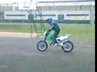 Mon Pote Avec Sa Derbi stunt