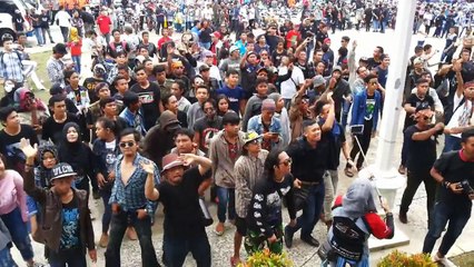 Penyanyi Cilik Reggae Pikat Penonton hingga Ikut Berjoget