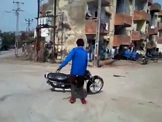 Ha Ha Ha - Bike Stunt fails - Pride of Cows appeared - Video Dailymotion