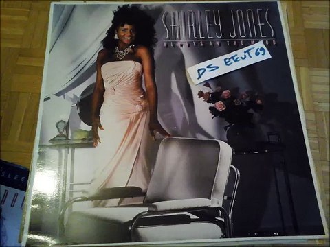 SHIRLEY JONES -BREAKING UP(RIP ETCUT)PHILADELPHIA INTERNATIONAL REC 86