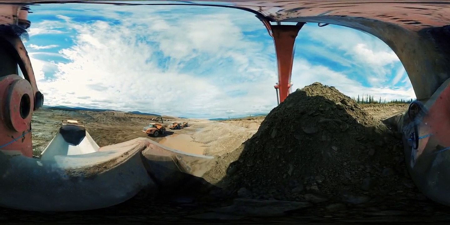 Digging for Pay Dirt | Gold Rush 360 Video
