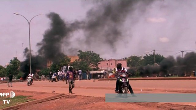 Coup d'Etat militaire du Burkina Faso: la rue s'enflamme