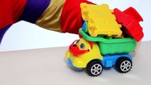 Dima der lustige Clown - Wir bauen einen bunten Jeep! Lustige Kindervideos in Deutsch