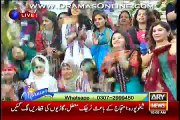Check the Reaction of Agha Ali When Sania Saeed came in Live Morning Show