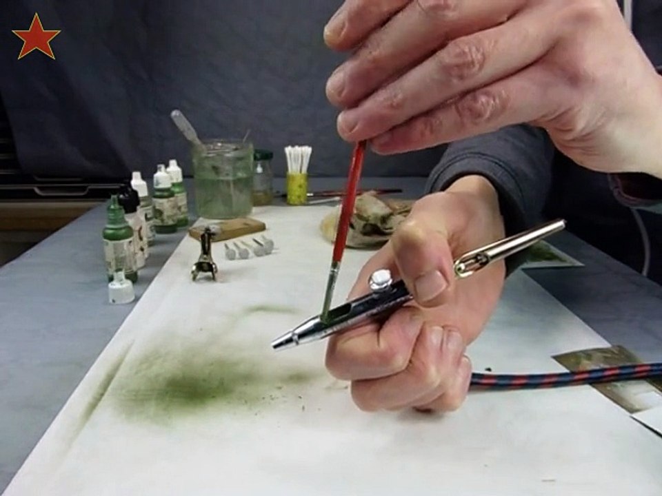 BTR80 Mise en peinture ép 2 : Couches primaires vert (tuto modèle réduit)