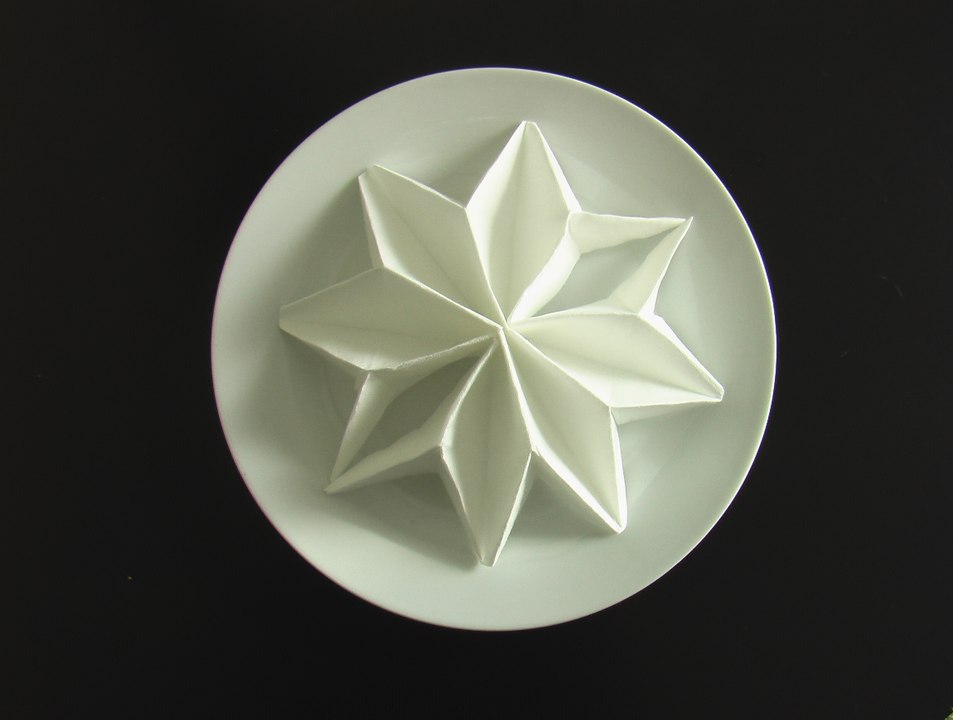 Pliage serviette poinsettia