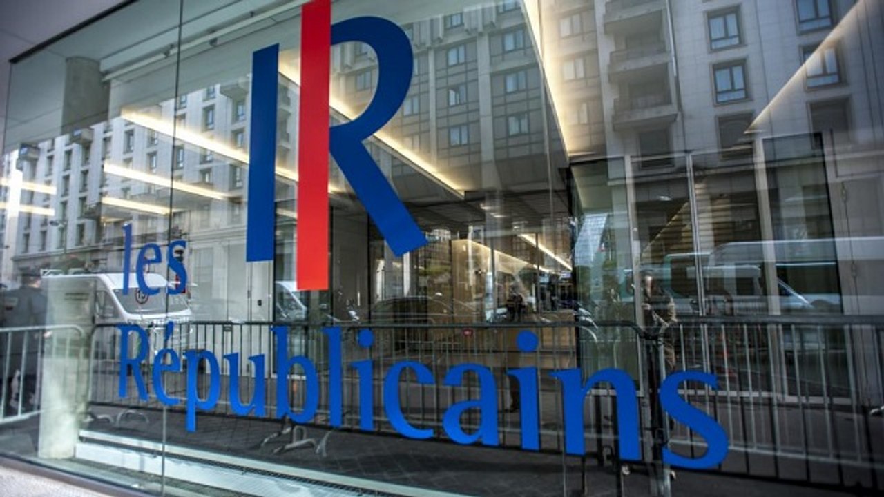 Les Républicains décident le "ni fusion ni retrait" pour le second tour