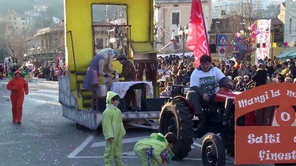 Bellezze Naturali - Boing, tutto ciò che salta (1)