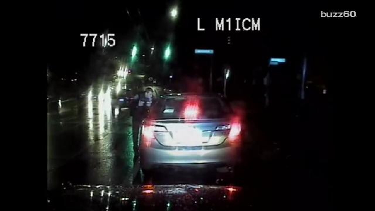 Man attempts to snort cocaine after being pulled over