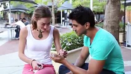 Magic Kissing Card Trick (Australia Version)