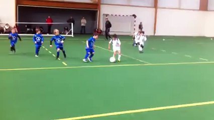 U7 Futsal : Faute d'Otis