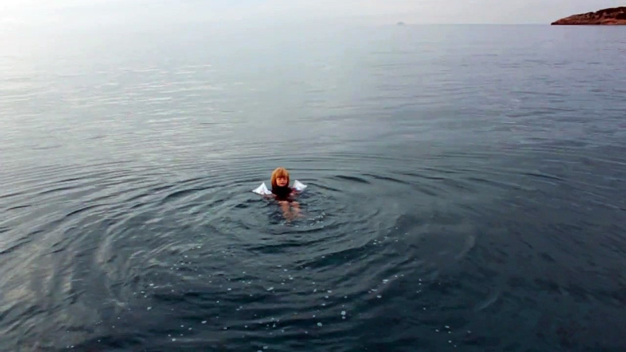 Léa qui part en voyage