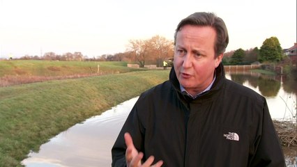 Cameron visits flood-hit Cumbria